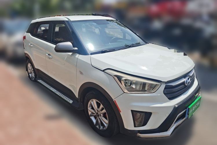 Used Hyundai ix25 2015 1.6L Automatic Two-Wheel Drive Fashionable GS Model Front Right 45 Deg