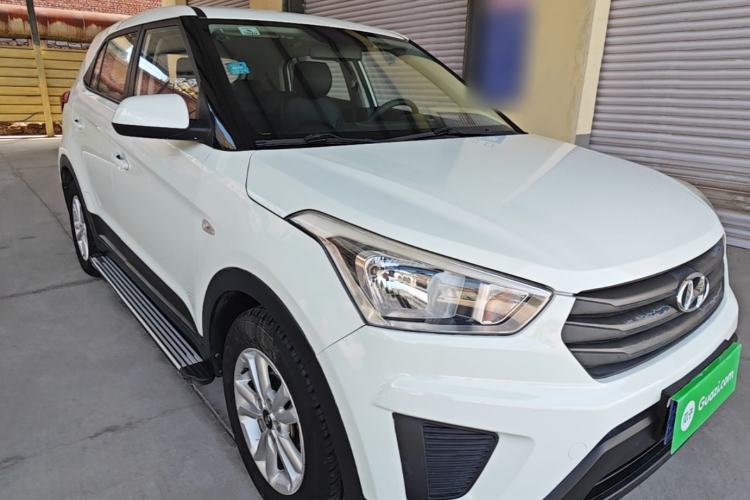 Used Hyundai ix25 2015 1.6L Manual Two-Wheel Drive Fashionable GS Model Front Right 45 Deg