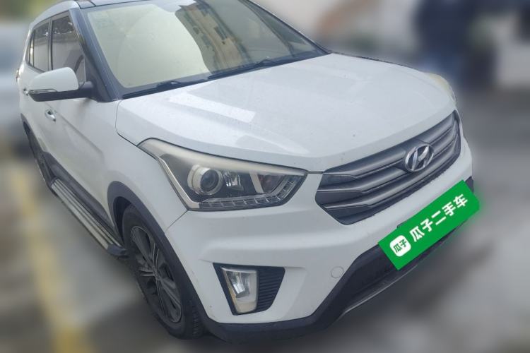 Used Hyundai ix25 2015 2.0L Automatic Two-Wheel Drive Intelligent GLS Front Right 45 Deg