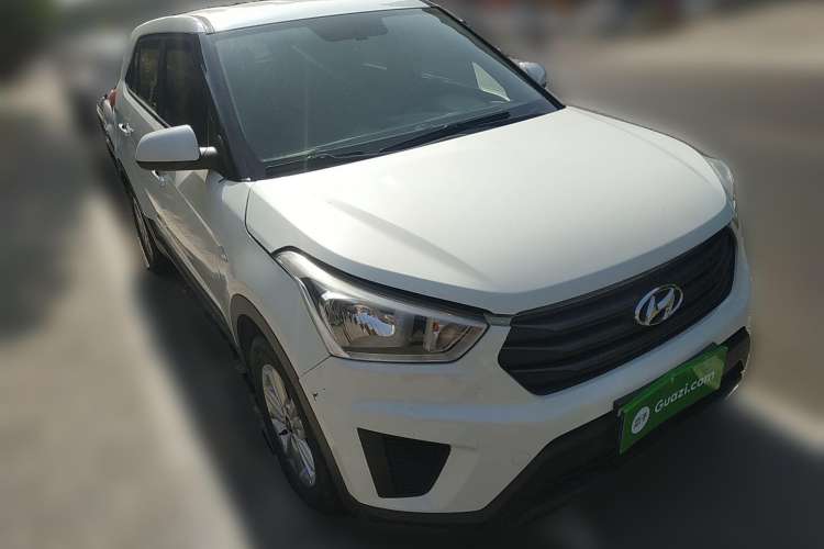 Used Hyundai ix25 2015 1.6L Manual Two-Wheel Drive Fashionable GS Model Front Right 45 Deg