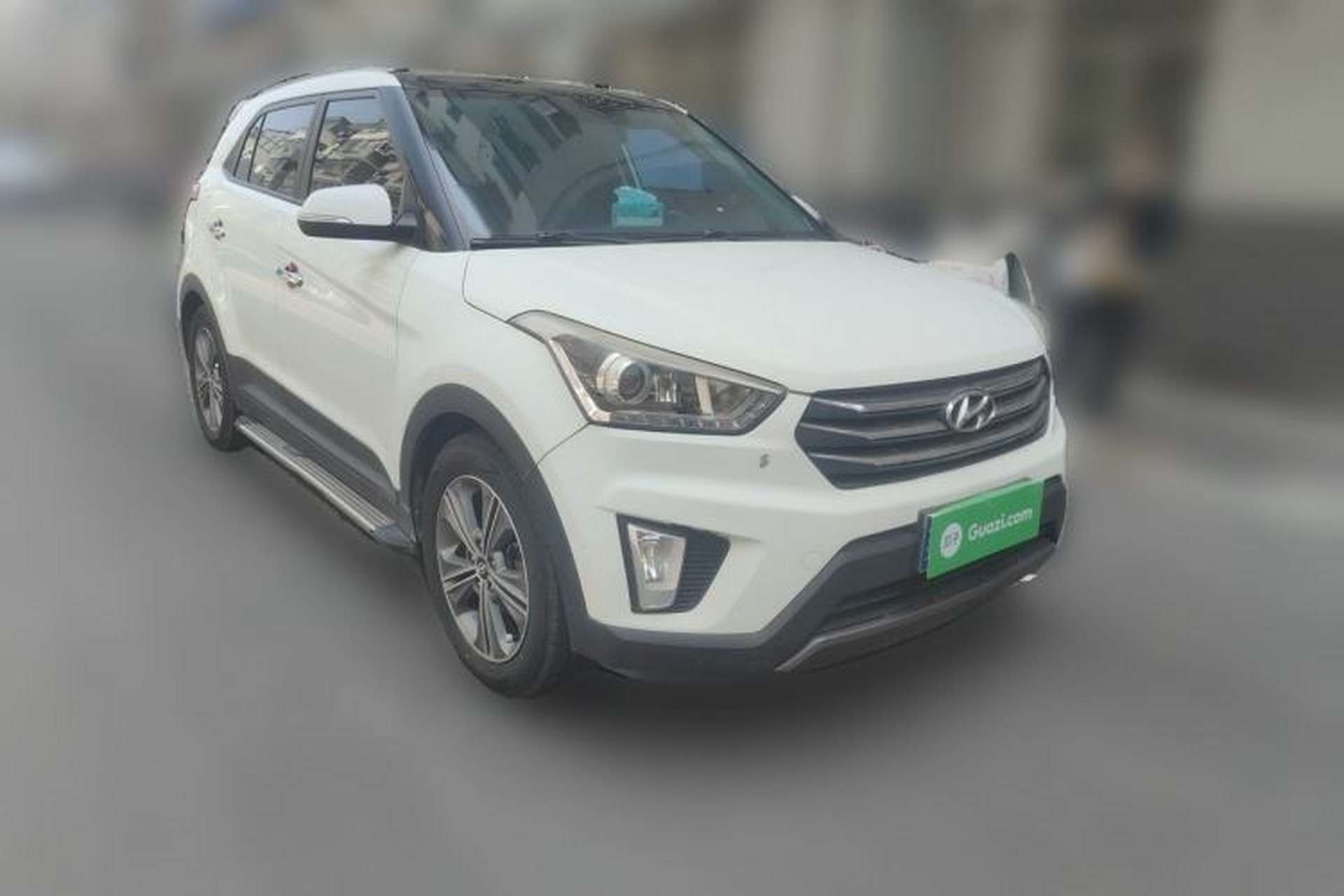 Used Hyundai ix25 2015 1.6L Automatic Two-Wheel-Drive Deluxe DLX Model Front Right 45 Deg