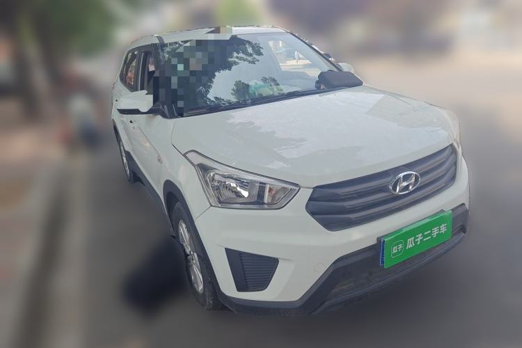 Used Hyundai ix25 2015 1.6L Manual Two-Wheel Drive Fashionable GS Model Front Right 45 Deg
