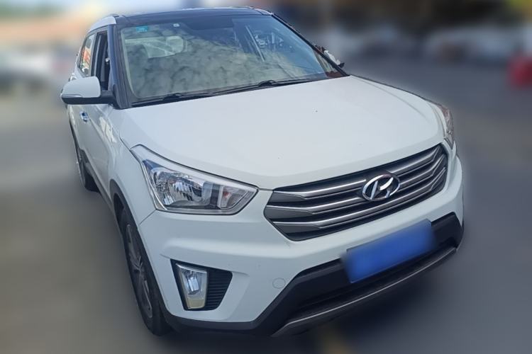 Used Hyundai ix25 2015 1.6L Automatic Two-Wheel Drive Smart GLS Trim Front Right 45 Deg