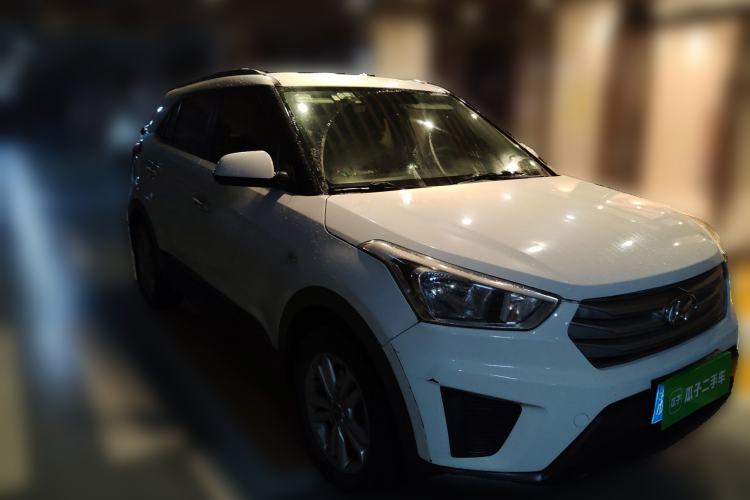 Used Hyundai ix25 2015 1.6L Manual Two-Wheel Drive Fashionable GS Model Front Right 45 Deg