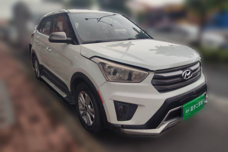 Used Hyundai ix25 2015 1.6L Automatic Two-Wheel Drive Fashionable GS Model Front Right 45 Deg