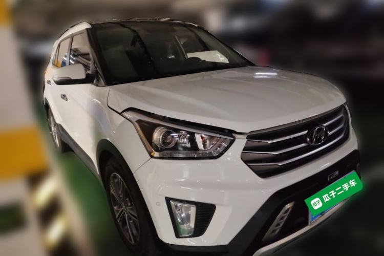 Used Hyundai ix25 2015 2.0L Automatic Two-Wheel Drive Intelligent GLS Front Right 45 Deg