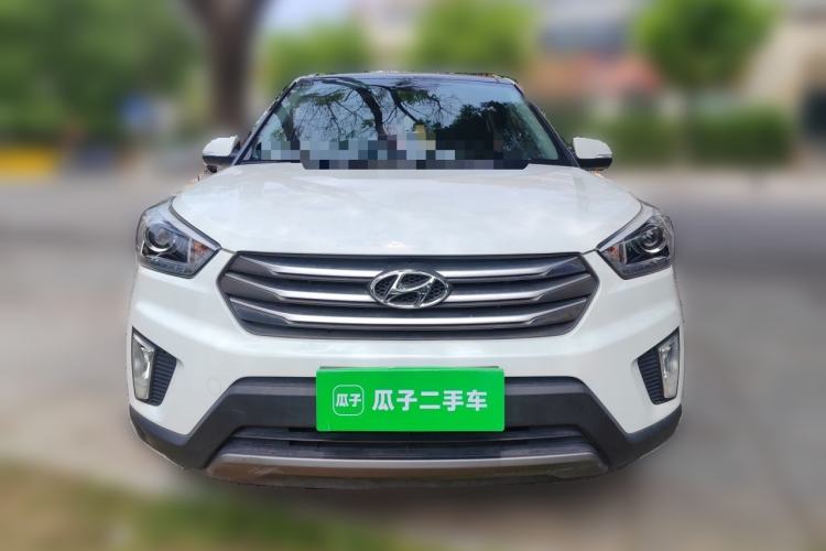 Used Hyundai ix25 2015 1.6L Automatic Two-Wheel-Drive Deluxe DLX Model Front