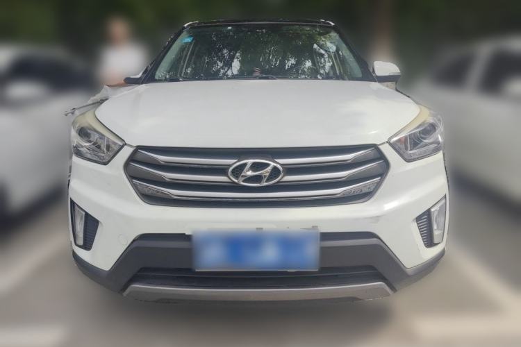 Used Hyundai ix25 2015 1.6L Automatic Two-Wheel-Drive Deluxe DLX Model Front