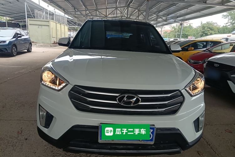 Used Hyundai ix25 2015 1.6L Automatic Two-Wheel-Drive Deluxe DLX Model Front
