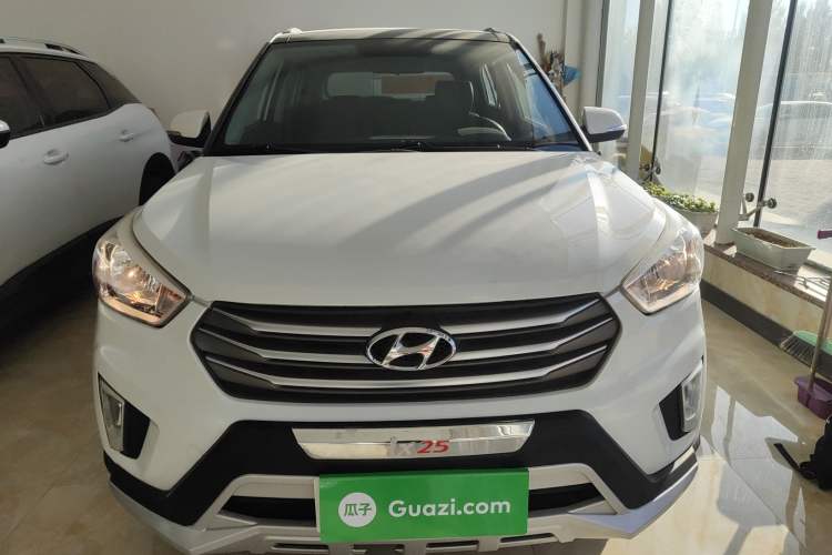 Used Hyundai ix25 2015 1.6L Automatic Two-Wheel Drive Smart GLS Trim Front