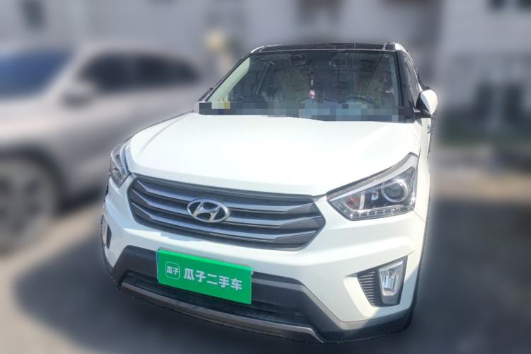Used Hyundai ix25 2015 1.6L Automatic Two-Wheel-Drive Deluxe DLX Model Front