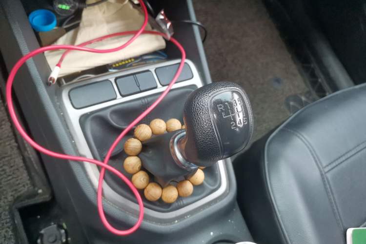 Used Hyundai ix25 2015 1.6L Manual Two-Wheel Drive Fashionable GS Model Gear Lever