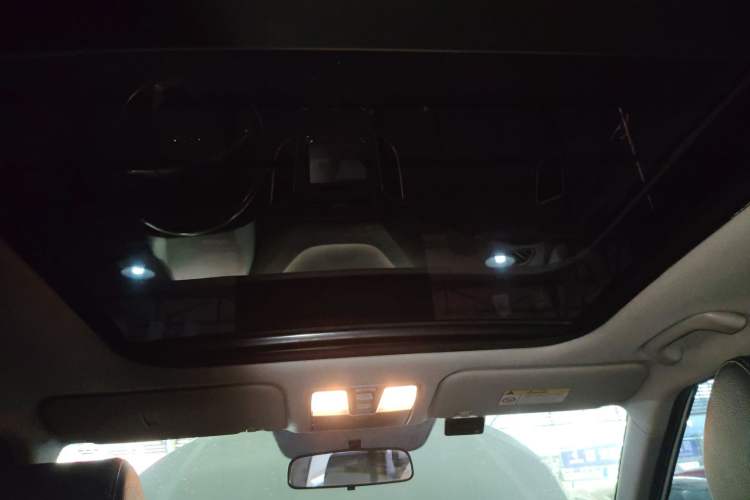 Used Hyundai ix25 2015 1.6L Automatic Two-Wheel Drive Smart GLS Trim Headliner