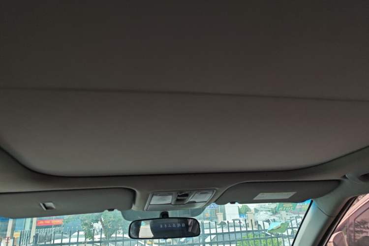 Used Hyundai ix25 2015 1.6L Automatic Two-Wheel Drive Smart GLS Trim Headliner
