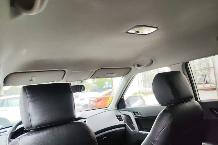 Used Hyundai ix25 2015 1.6L Manual Two-Wheel Drive Fashionable GS Model Headliner