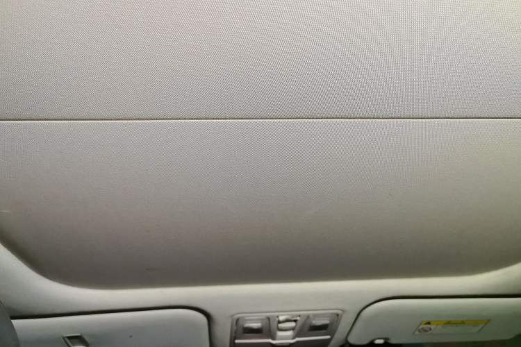 Used Hyundai ix25 2015 1.6L Automatic Two-Wheel-Drive Deluxe DLX Model Headliner