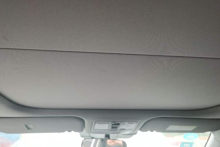 Used Hyundai ix25 2015 1.6L Automatic Two-Wheel Drive Smart GLS Trim Headliner