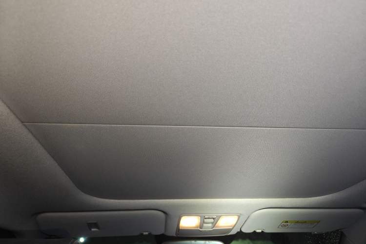 Used Hyundai ix25 2015 1.6L Automatic Two-Wheel Drive Smart GLS Trim Headliner