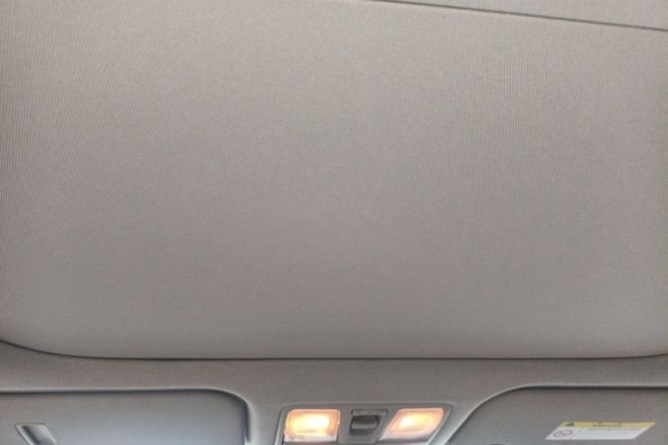 Used Hyundai ix25 2015 2.0L Automatic 4x4 Deluxe DLX Headliner