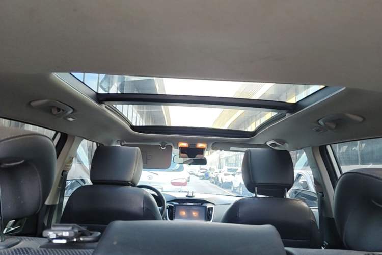 Used Hyundai ix25 2015 1.6L Automatic Two-Wheel Drive Smart GLS Trim Headliner