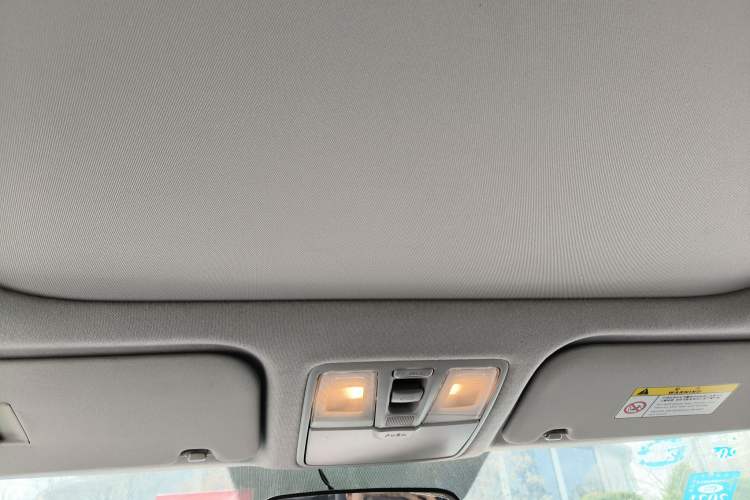 Used Hyundai ix25 2015 1.6L Automatic Two-Wheel Drive Smart GLS Trim Headliner