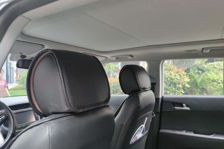 Used Hyundai ix25 2015 2.0L Automatic Two-Wheel Drive Intelligent GLS Headliner