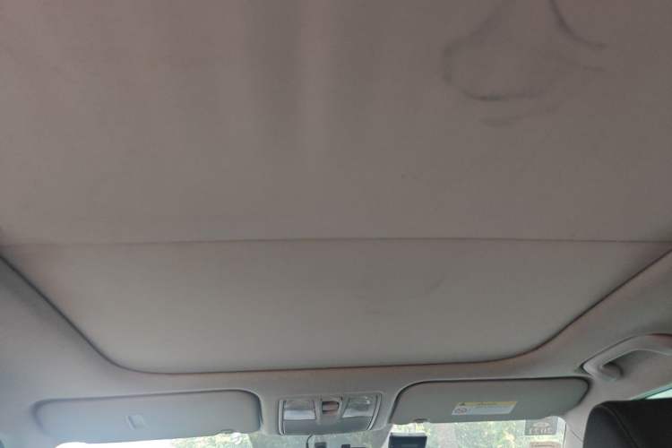 Used Hyundai ix25 2015 1.6L Automatic Two-Wheel Drive Smart GLS Trim Headliner