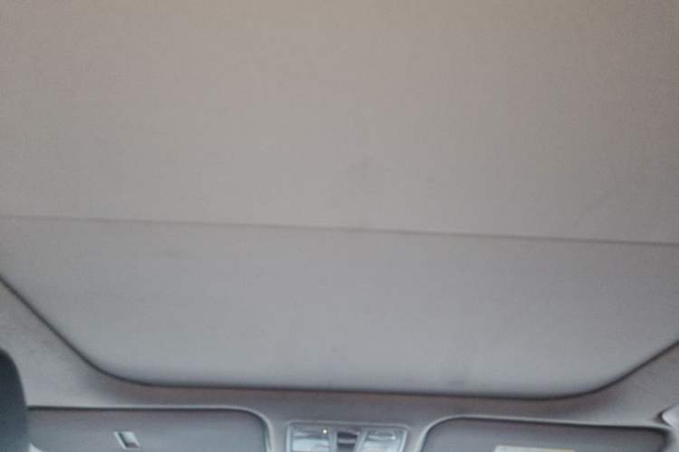 Used Hyundai ix25 2015 1.6L Automatic Two-Wheel Drive Smart GLS Trim Headliner