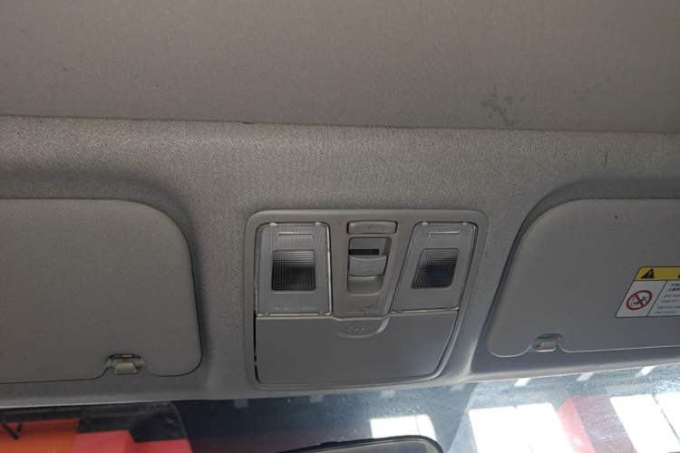 Used Hyundai ix25 2015 1.6L Automatic Two-Wheel Drive Smart GLS Trim Headliner