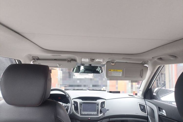 Used Hyundai ix25 2015 1.6L Automatic Two-Wheel-Drive Deluxe DLX Model Headliner