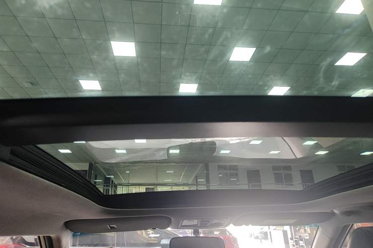 Used Hyundai ix25 2015 1.6L Automatic Two-Wheel Drive Smart GLS Trim Headliner
