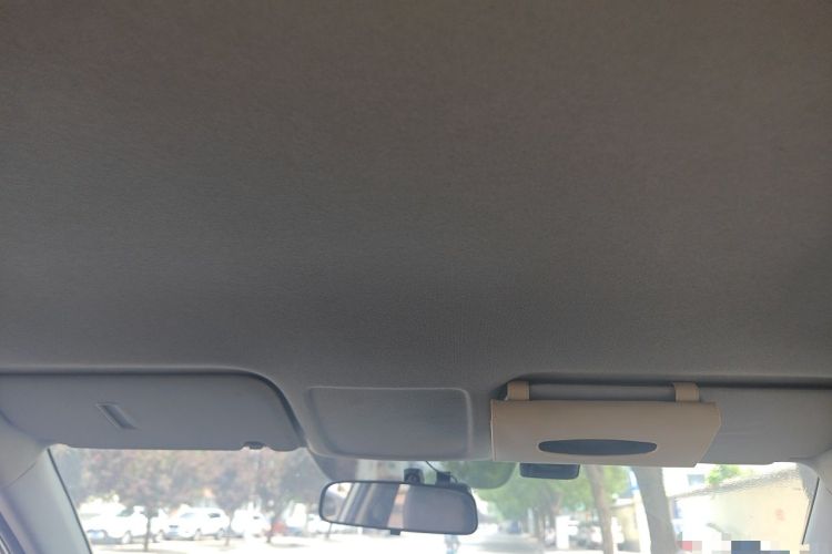 Used Hyundai ix25 2015 1.6L Manual Two-Wheel Drive Fashionable GS Model Headliner