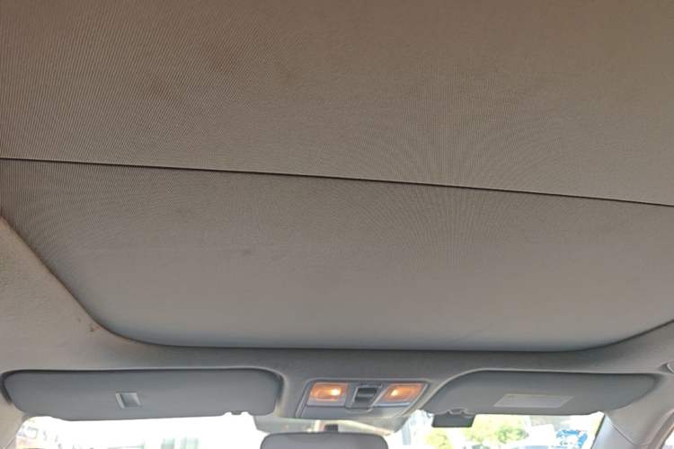 Used Hyundai ix25 2015 1.6L Automatic Two-Wheel Drive Smart GLS Trim Headliner