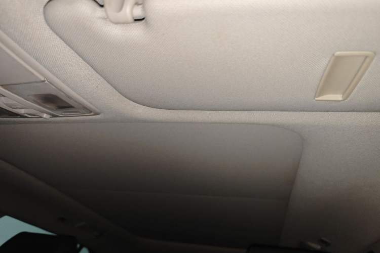 Used Hyundai ix25 2015 1.6L Automatic Two-Wheel Drive Smart GLS Trim Headliner