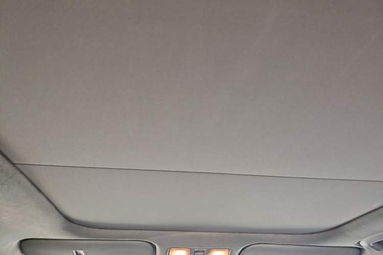 Used Hyundai ix25 2015 1.6L Automatic Two-Wheel Drive Smart GLS Trim Headliner
