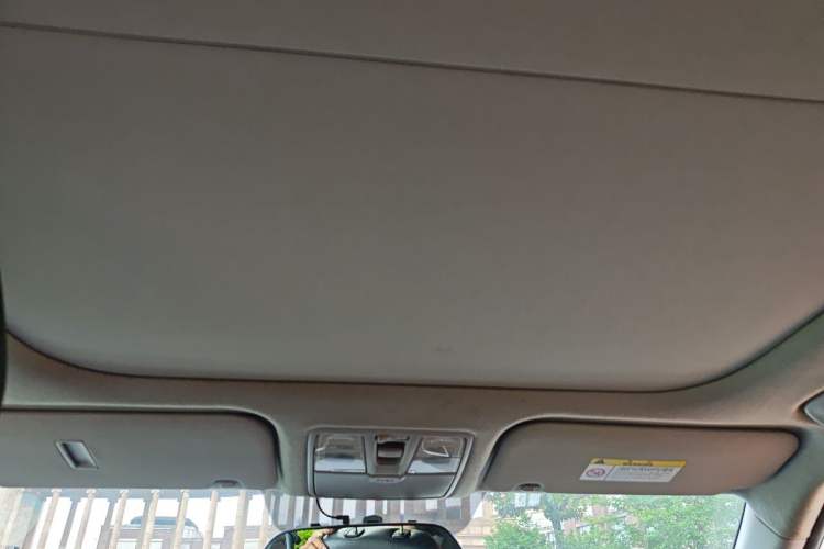 Used Hyundai ix25 2015 1.6L Automatic Two-Wheel Drive Smart GLS Trim Headliner