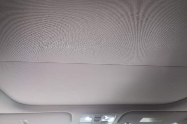 Used Hyundai ix25 2015 1.6L Automatic Two-Wheel Drive Smart GLS Trim Headliner