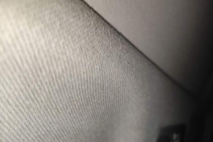 Used Hyundai ix25 2015 1.6L Automatic Two-Wheel-Drive Deluxe DLX Model Headliner