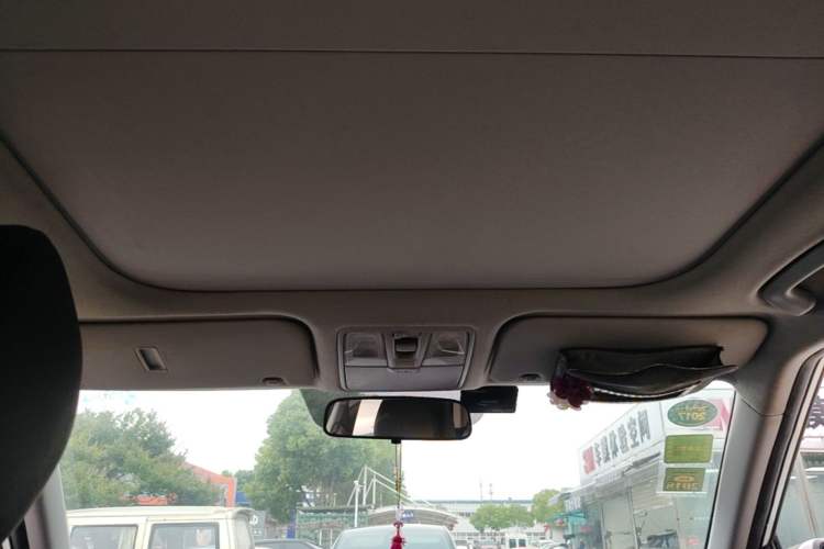 Used Hyundai ix25 2015 1.6L Automatic Two-Wheel Drive Smart GLS Trim Headliner