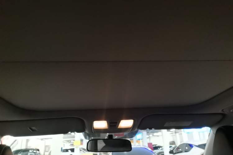 Used Hyundai ix25 2015 1.6L Automatic Two-Wheel Drive Smart GLS Trim Headliner
