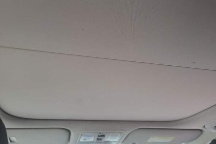 Used Hyundai ix25 2015 1.6L Automatic Two-Wheel Drive Smart GLS Trim Headliner