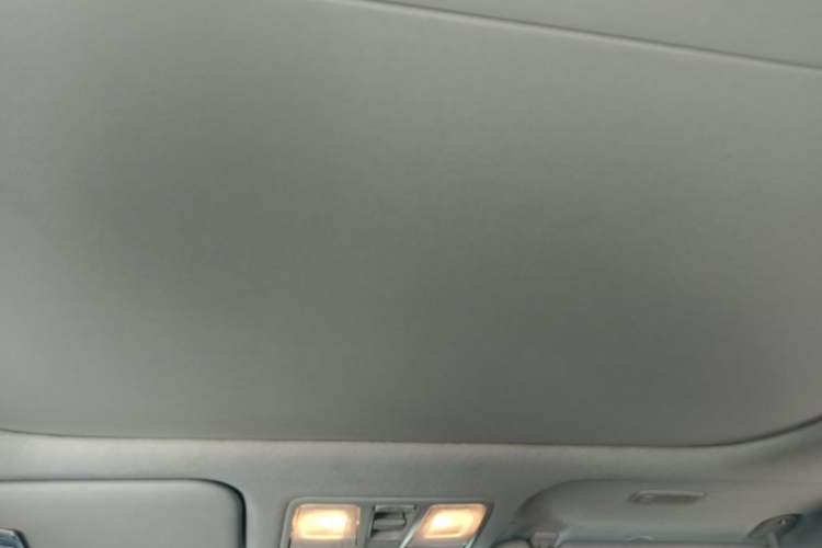 Used Hyundai ix25 2015 1.6L Automatic Two-Wheel Drive Smart GLS Trim Headliner