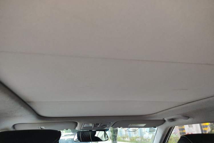 Used Hyundai ix25 2015 1.6L Automatic Two-Wheel Drive Smart GLS Trim Headliner