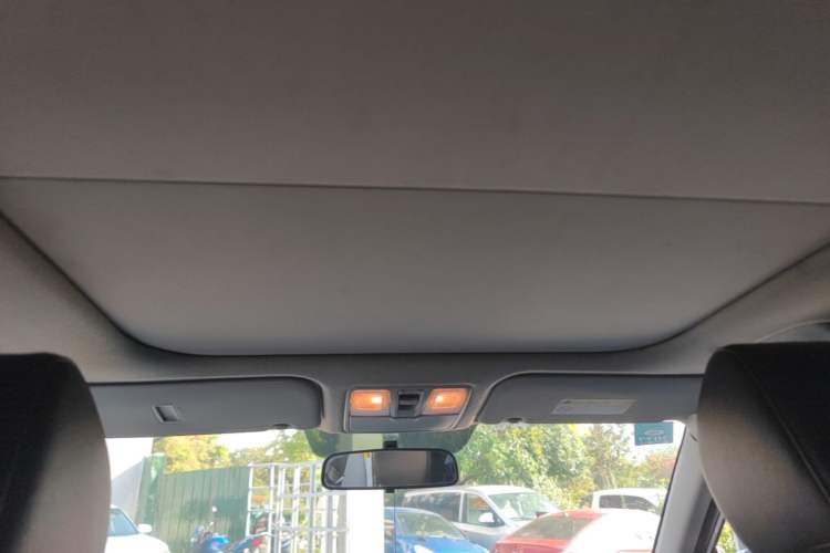 Used Hyundai ix25 2015 1.6L Automatic Two-Wheel Drive Smart GLS Trim Headliner