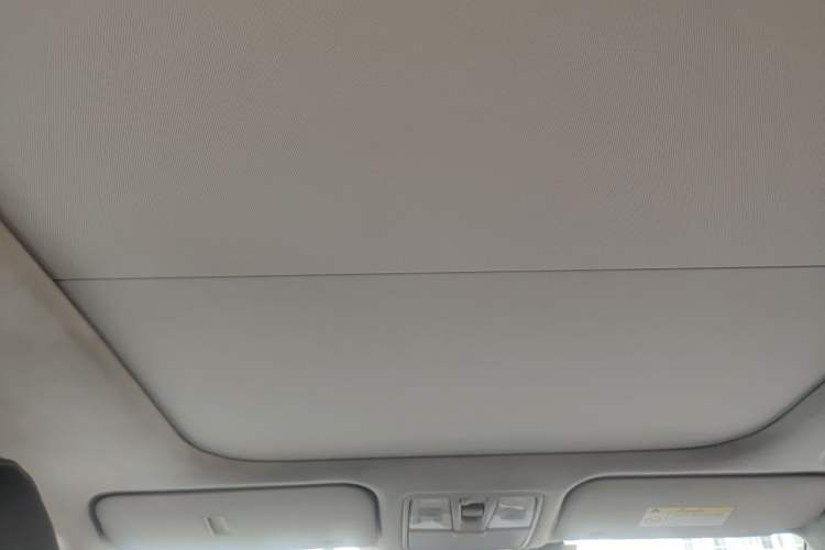 Used Hyundai ix25 2015 1.6L Automatic Two-Wheel Drive Smart GLS Trim Headliner