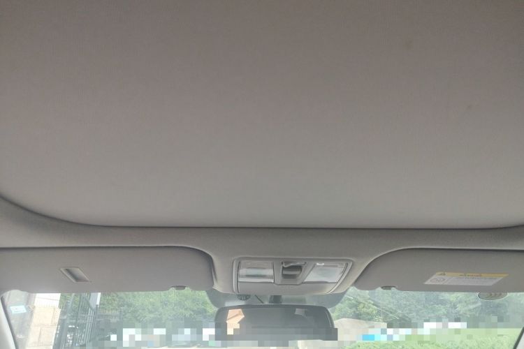 Used Hyundai ix25 2015 1.6L Automatic Two-Wheel-Drive Deluxe DLX Model Headliner
