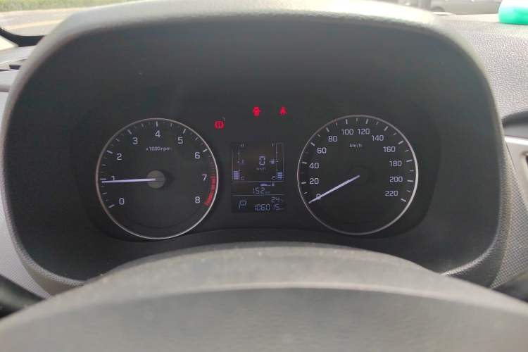 Used Hyundai ix25 2015 1.6L Automatic Two-Wheel Drive Fashionable GS Model Instrument Cluster