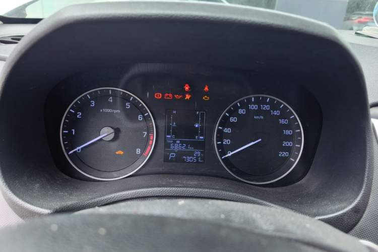 Used Hyundai ix25 2015 1.6L Automatic Two-Wheel Drive Smart GLS Trim Instrument Cluster