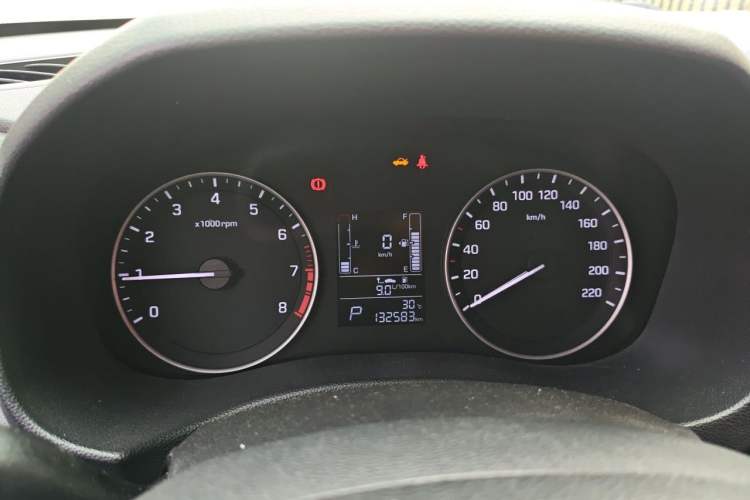 Used Hyundai ix25 2015 1.6L Automatic Two-Wheel Drive Smart GLS Trim Instrument Cluster