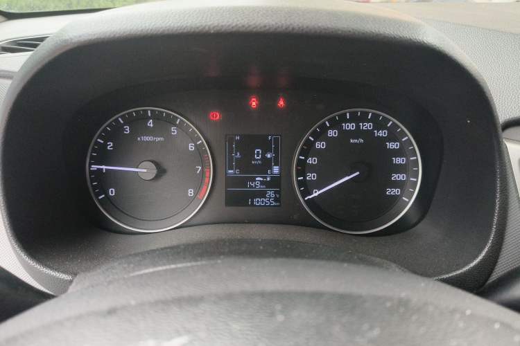 Used Hyundai ix25 2015 1.6L Manual Two-Wheel Drive Fashionable GS Model Instrument Cluster